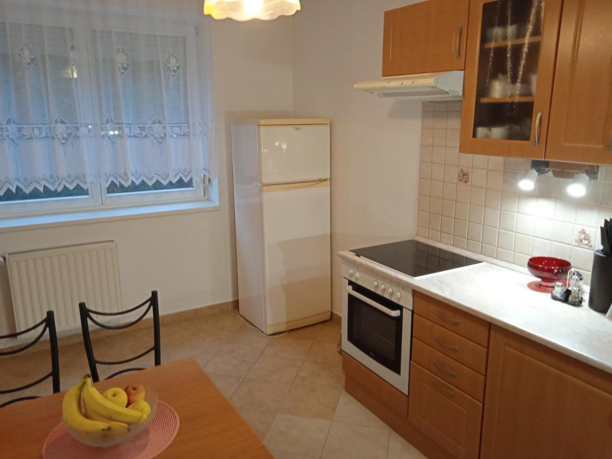 Family Apartment-Csaladias Hangulat Győr Eksteriør bilde